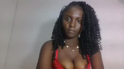 Snapshot of sofiafa chatting on July 5, 4:25 pm sofia online show from July 5, 4:25 pm