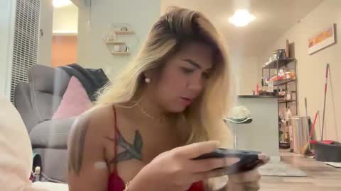 MissCali online show from November 23, 2:44 am