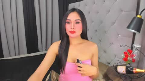 sofiamojic online show from July 4, 7:14 am
