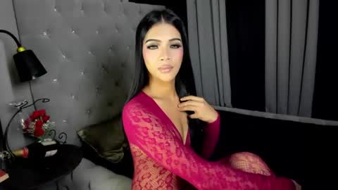 sofiamojic online show from July 23, 1:52 am