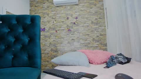 love online show from January 19, 6:42 am