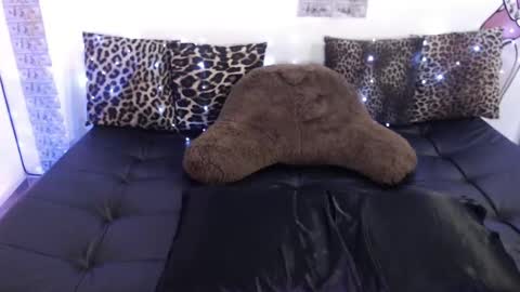 SOFIA NIX online show from December 16, 5:33 pm