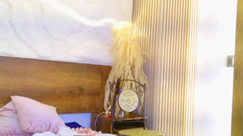 CALL ME SOFIA online show from April 15, 7:58 pm