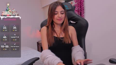 Sofia  Help me reach 5K followers  online show from January 4, 7:55 pm