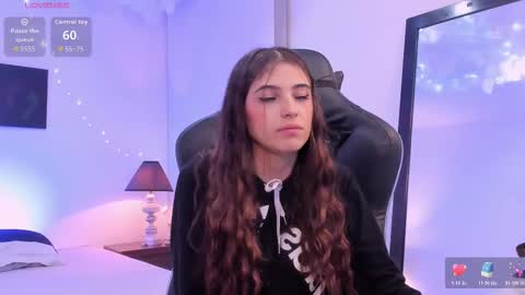 Sofia  Help me reach 5K followers  online show from January 15, 11:37 am