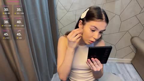 Snapshot of sofiasuper chatting on April 5, 10:12 am Sofia online show from April 5, 10:12 am