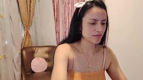 Snapshot of sofibelladelavega chatting on September 26, 3:16 pm Sofi Bella online show from September 26, 3:16 pm