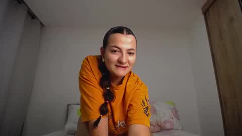 Snapshot of soficams chatting on February 19, 11:56 pm Sofi Morgan online show from February 19, 11:56 pm