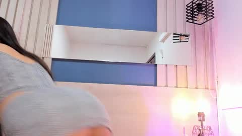 Snapshot of soficandy_ chatting on October 6, 12:24 pm soficandy_ online show from October 6, 12:24 pm