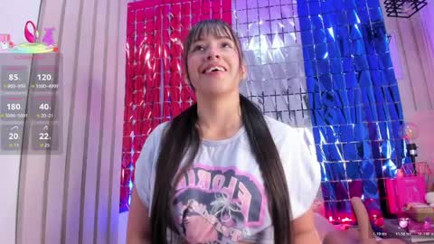 soficandy_ online show from July 6, 11:40 am