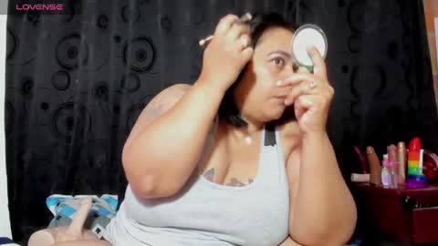 Snapshot of sofie_storm chatting on April 19, 10:36 am Vicky online show from April 19, 10:36 am