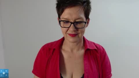 Sofie Velvet online show from December 3, 6:39 pm