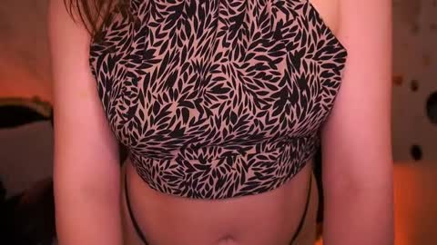 Snapshot of sofiebloom chatting on April 7, 2:06 pm Sofie online show from April 7, 2:06 pm