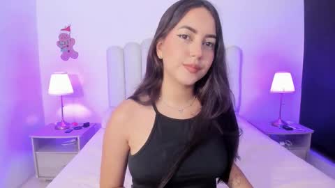 Snapshot of sofiebunnie chatting on March 17, 12:15 am sofiebunnie online show from March 17, 12:15 am