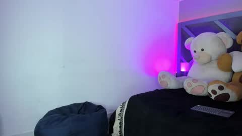  sofie  online show from October 23, 7:45 pm