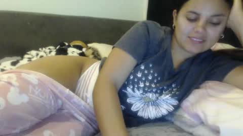 Snapshot of sofigarcia17 chatting on September 10, 3:17 am sofi online show from September 10, 3:17 am