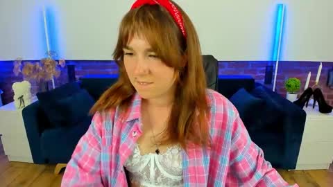 Snapshot of sofii_darling chatting on September 14, 4:39 pm sofii_darling online show from September 14, 4:39 pm