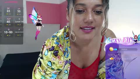 Snapshot of sofii_diaz chatting on December 11, 7:36 pm SOFIA online show from December 11, 7:36 pm