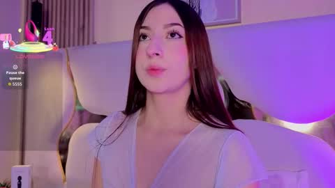 Snapshot of sofii_jones chatting on February 16, 10:06 pm sofii_jones online show from February 16, 10:06 pm