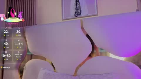 Snapshot of sofii_jones chatting on April 20, 11:17 pm sofii_jones online show from April 20, 11:17 pm