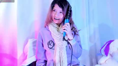 Snapshot of sofiia_cute_ chatting on March 21, 3:33 am sofiia cute online show from March 21, 3:33 am