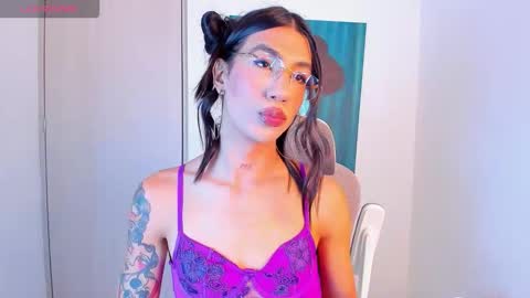 Snapshot of sofiia_grey_ chatting on February 24, 2:59 pm Sofi online show from February 24, 2:59 pm