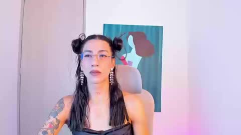 Snapshot of sofiia_grey_ chatting on March 13, 4:24 pm Sofi online show from March 13, 4:24 pm