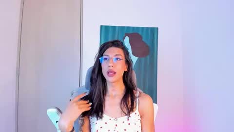 Snapshot of sofiia_grey_ chatting on March 18, 2:53 pm Sofi online show from March 18, 2:53 pm
