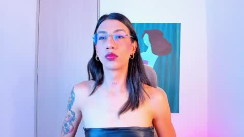 Snapshot of sofiia_grey_ chatting on April 3, 12:03 pm Sofi online show from April 3, 12:03 pm