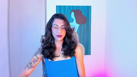 Snapshot of sofiia_grey_ chatting on April 10, 2:33 pm Sofi online show from April 10, 2:33 pm