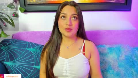 Snapshot of sofiiaa_gomez_ chatting on October 22, 7:57 pm Sofi. G online show from October 22, 7:57 pm