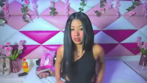 Snapshot of sofirose_111 chatting on August 1, 8:30 pm Sofi online show from August 1, 8:30 pm