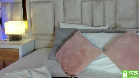 Snapshot of sofiscott_ chatting on February 23, 8:11 pm Sofia online show from February 23, 8:11 pm