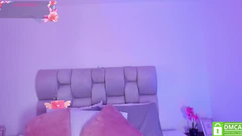 Snapshot of sofiscott_ chatting on February 27, 2:00 pm Sofia online show from February 27, 2:00 pm