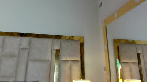 Snapshot of sofiscott_ chatting on September 20, 8:10 pm Sofia online show from September 20, 8:10 pm