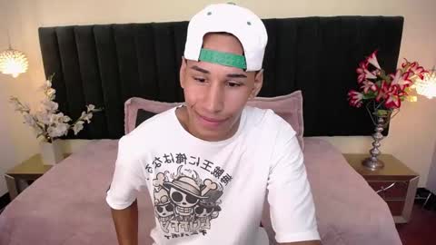 Cam and Amy online show from October 24, 7:43 pm