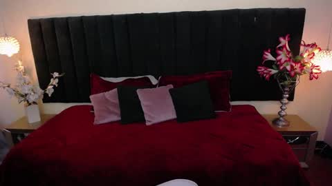 Cam and Amy online show from November 13, 7:57 pm