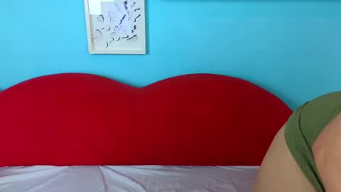 Lilly online show from November 14, 6:23 am