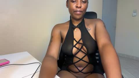 soft_nicole online show from July 3, 12:28 am