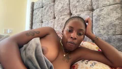 soft_nicole online show from July 8, 11:26 am
