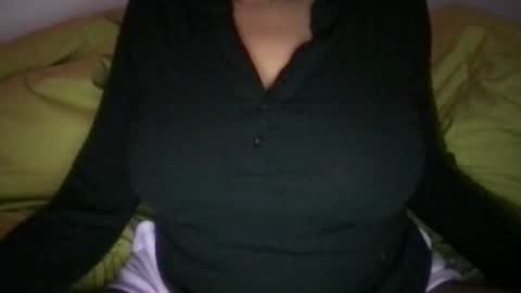 Snapshot of softberrry chatting on December 14, 5:35 am Jade online show from December 14, 5:35 am