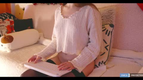 Snapshot of softlee chatting on January 5, 2:30 pm Lisa online at .11 from about utc online show from January 5, 2:30 pm