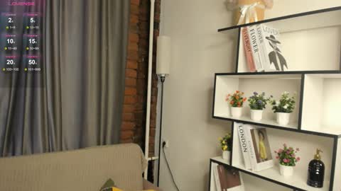 Susie online show from September 14, 5:17 am