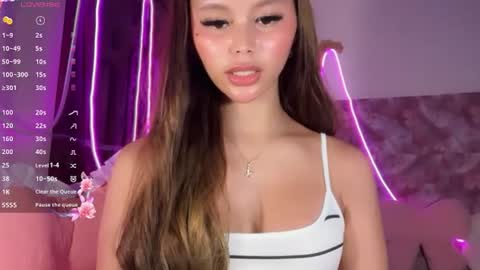 Sweet Shallaine online show from July 19, 12:20 pm