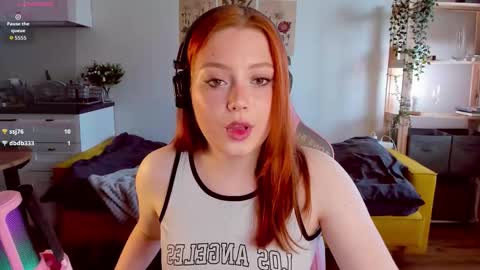 Snapshot of sofy_benson chatting on September 11, 2:06 pm Sofy online show from September 11, 2:06 pm