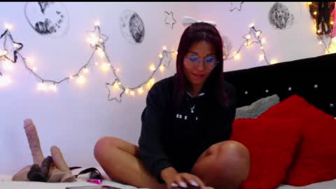  Sofy  online show from January 7, 9:57 pm