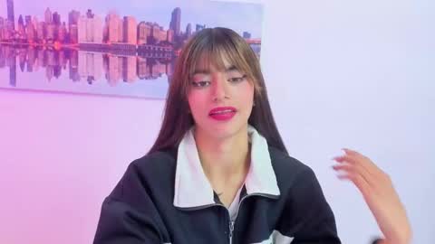 Snapshot of sofy_durand chatting on March 13, 12:01 pm sofy_durand online show from March 13, 12:01 pm