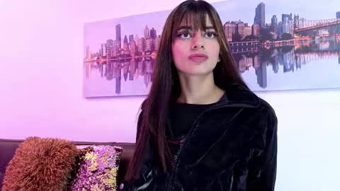 Snapshot of sofy_durand chatting on March 25, 12:00 pm sofy_durand online show from March 25, 12:00 pm