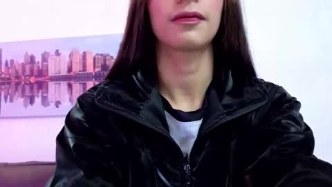 Snapshot of sofy_durand chatting on March 27, 11:43 am sofy_durand online show from March 27, 11:43 am