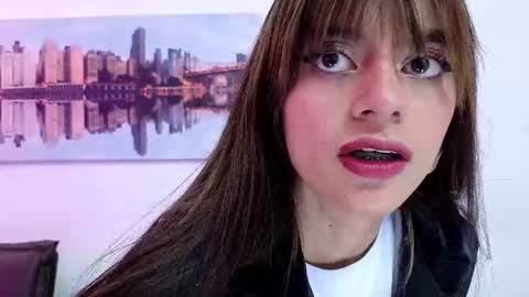 Snapshot of sofy_durand chatting on March 28, 12:05 pm sofy_durand online show from March 28, 12:05 pm